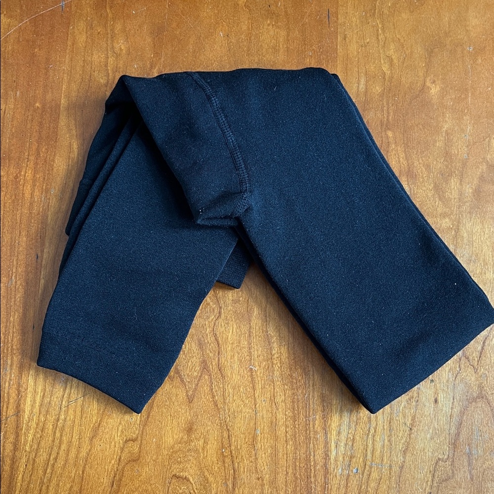 Laura Ashley Plush Fleece Lined Footless Legging in Black. Women’s M/L. - Picture 2 of 9